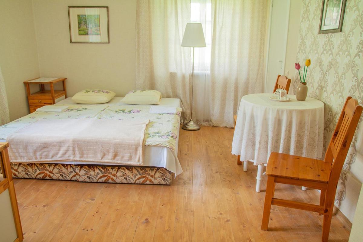 Viesu Maja Spridisi Hotel Tērvete Szoba fotó